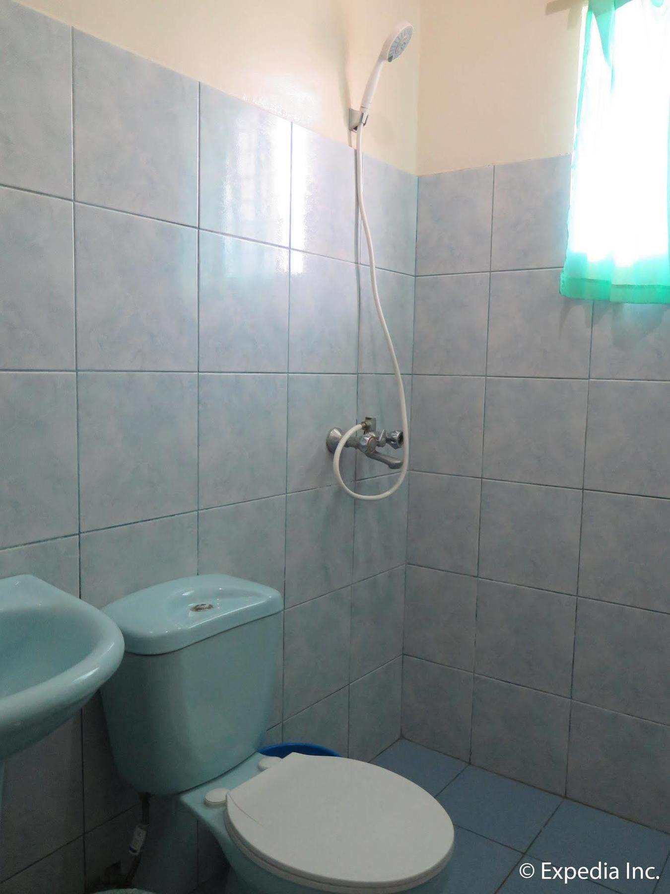 Bohol Divers Resort Totolan Bagian luar foto